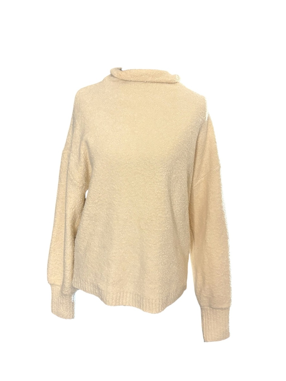 Marled Cream Bouclé Turtleneck Sweater Size M Cozy Oversized Textured Knit
